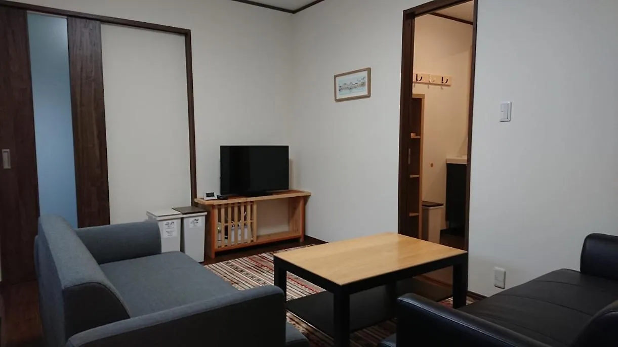 桃山ゲストハウス おかだ Kyoto Holiday home